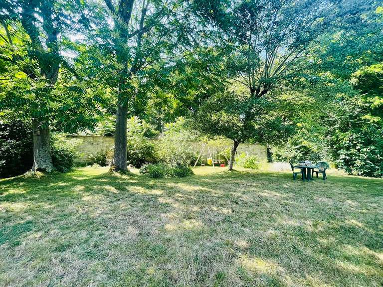 Maison Le Mesnil-le-Roi - 5 chambres - 187m²