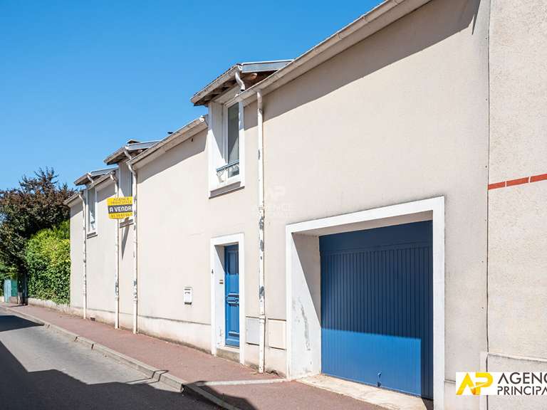 Maison Le Mesnil-le-Roi - 4 chambres - 140m²