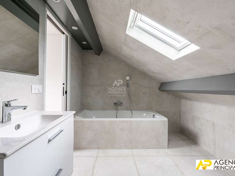 Maison Le Mesnil-le-Roi - 4 chambres - 139m²
