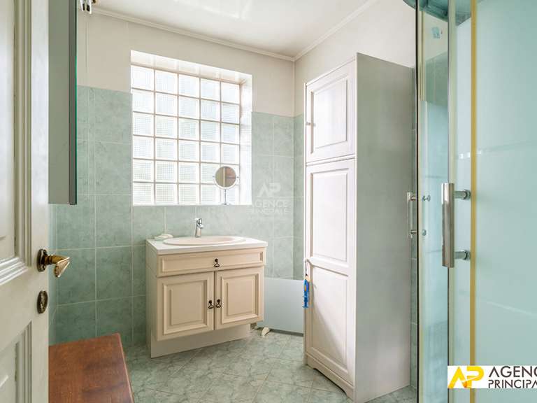Maison Le Mesnil-le-Roi - 5 chambres - 142m²