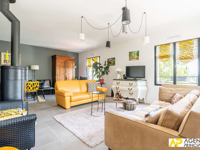 Maison Le Mesnil-le-Roi - 5 chambres - 182m²
