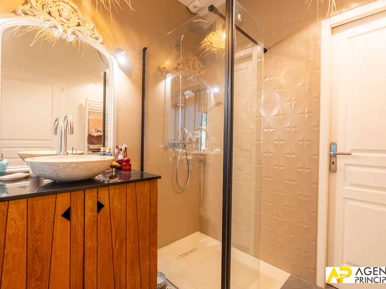 Maison Le Mesnil-le-Roi - 5 chambres - 182m²