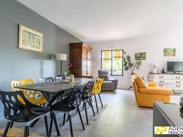 Maison Le Mesnil-le-Roi - 5 chambres - 182m²