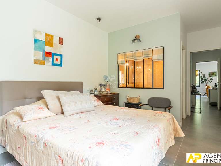 Maison Le Mesnil-le-Roi - 5 chambres - 182m²