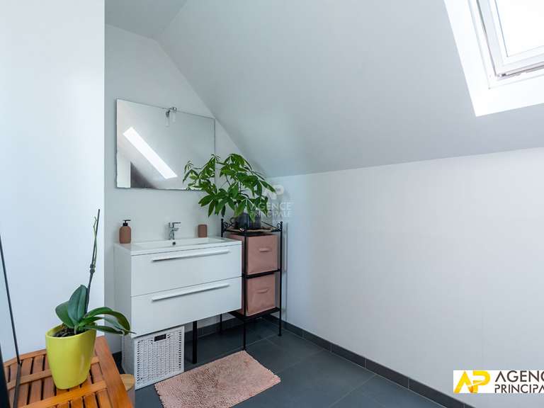 Maison Le Mesnil-le-Roi - 6 chambres - 202m²
