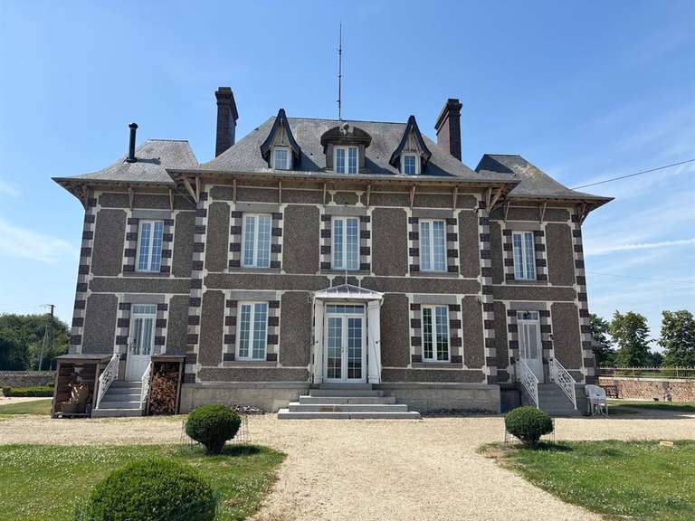 Maison Le Molay-Littry - 4 chambres - 241m²
