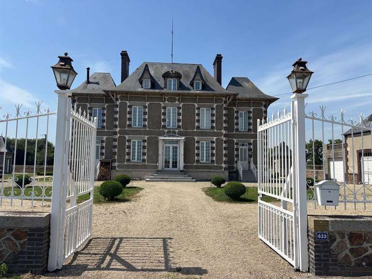 Maison Le Molay-Littry - 4 chambres - 241m²