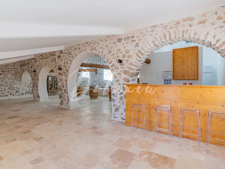 Domaine viticole Le Muy - 10 chambres - 610m²