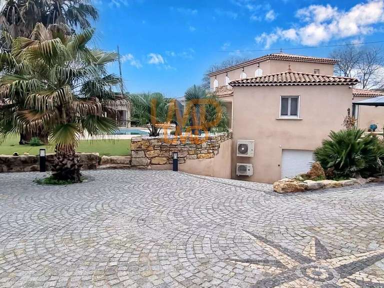 Maison Le Muy - 250m²