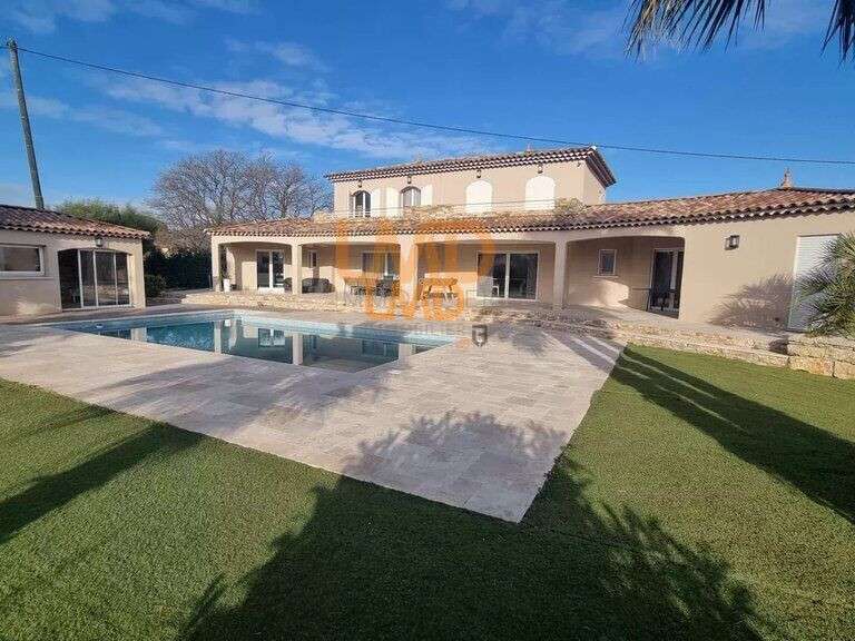 Maison Le Muy - 250m²