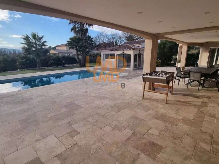 Maison Le Muy - 250m²