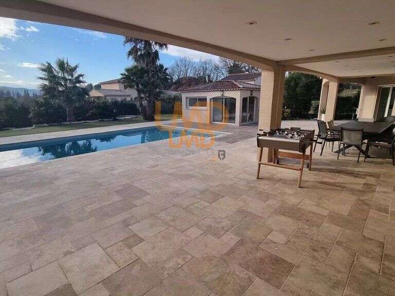 Maison Le Muy - 250m²