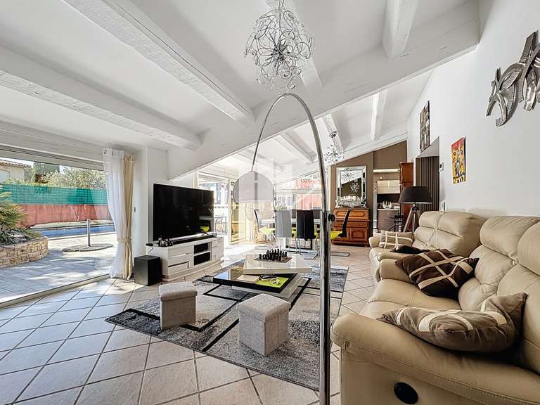 Maison Le Muy - 3 chambres - 182m²