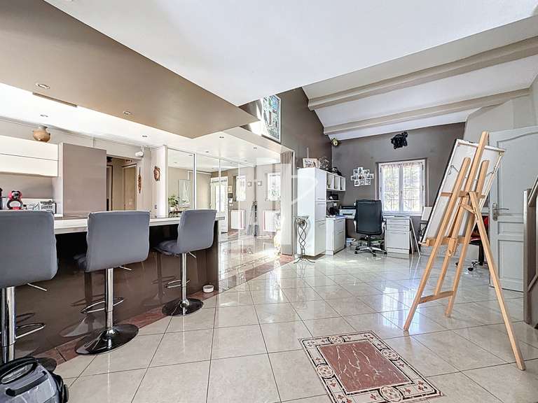 Maison Le Muy - 3 chambres - 182m²