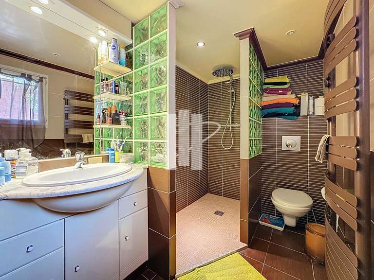 Maison Le Muy - 3 chambres - 182m²