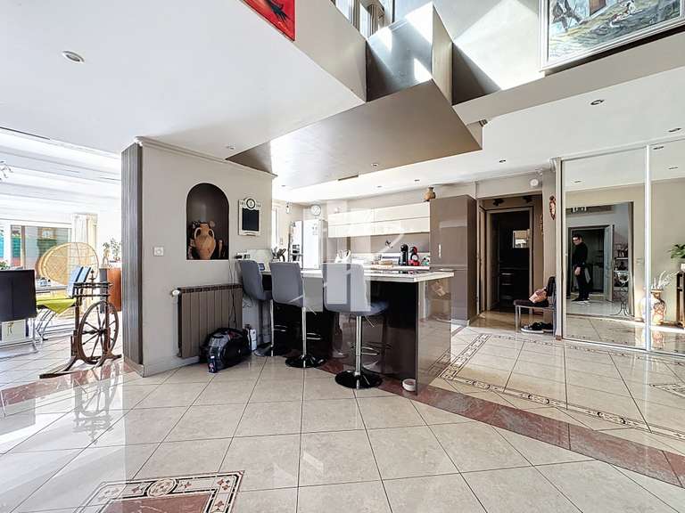 Maison Le Muy - 3 chambres - 182m²