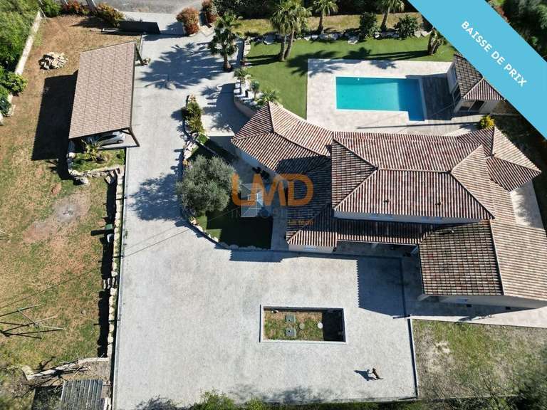 Maison Le Muy - 6 chambres - 250m²