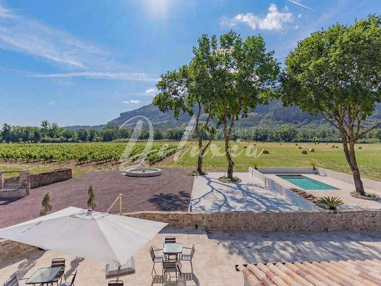 Propriété Le Muy - 10 chambres - 610m²