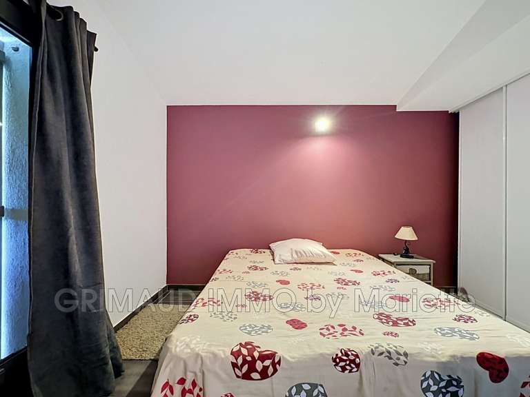 Villa Le Muy - 5 chambres - 215m²