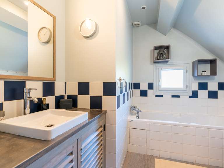 House Le Pecq - 4 bedrooms - 168m²