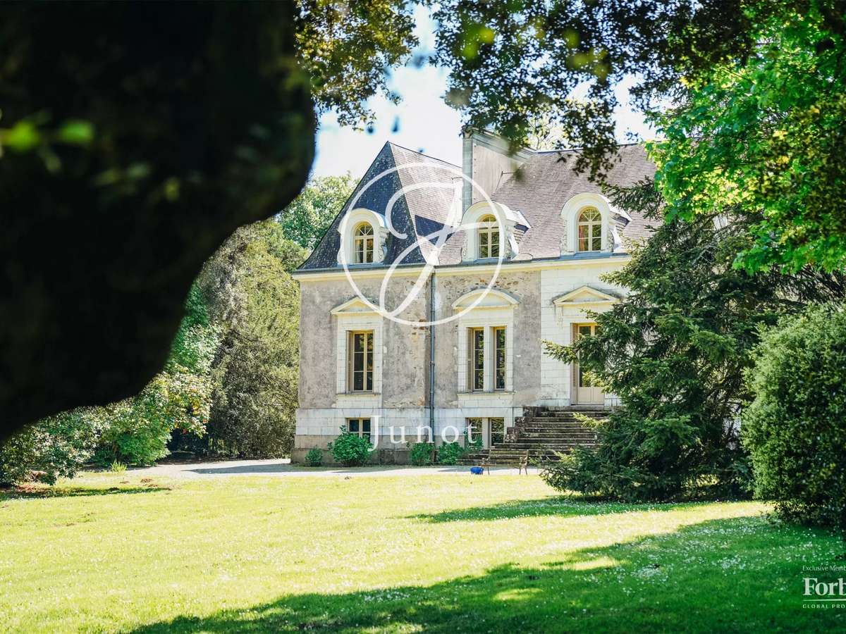 Château Le Pellerin