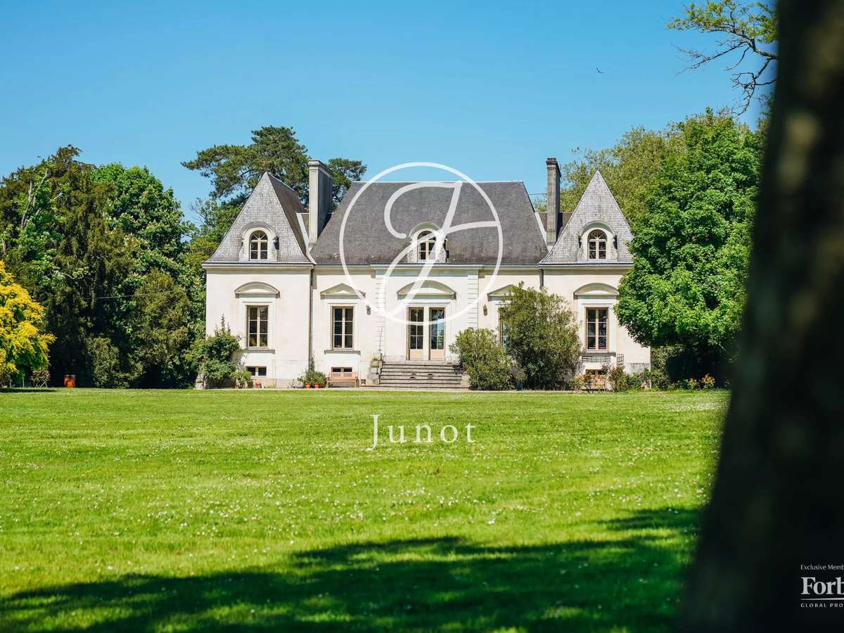 Château Le Pellerin