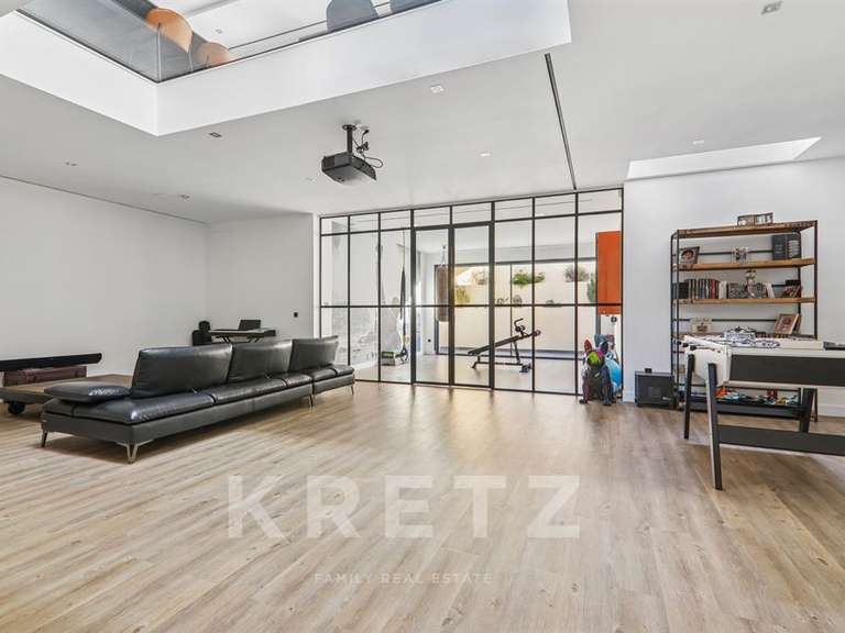 Maison Le Perreux-sur-Marne - 4 chambres - 360m²