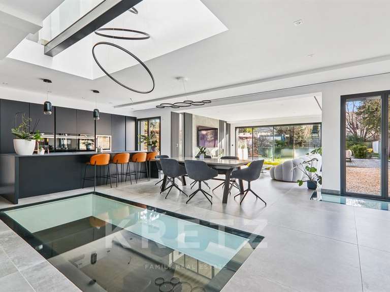 Maison Le Perreux-sur-Marne - 4 chambres - 360m²