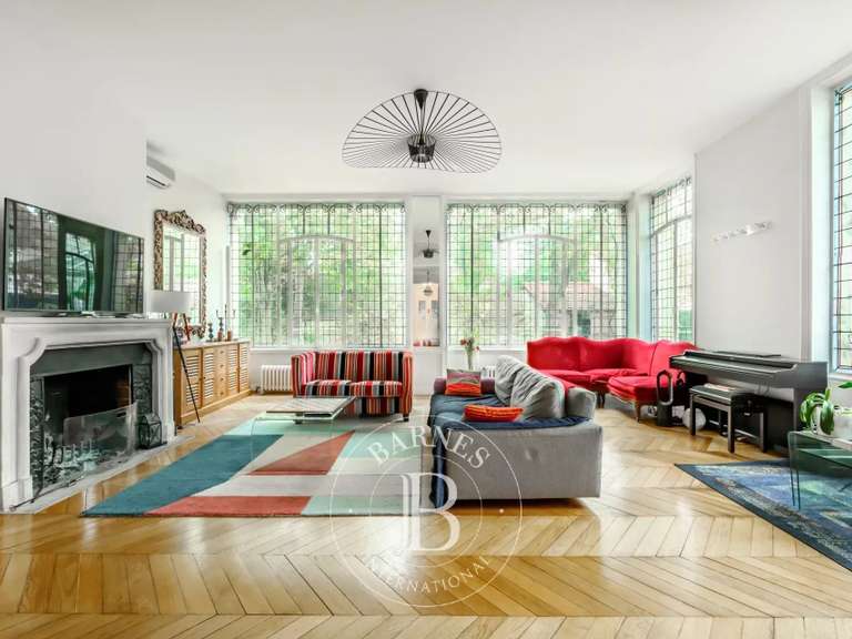 House Le Perreux-sur-Marne - 5 bedrooms - 220m²