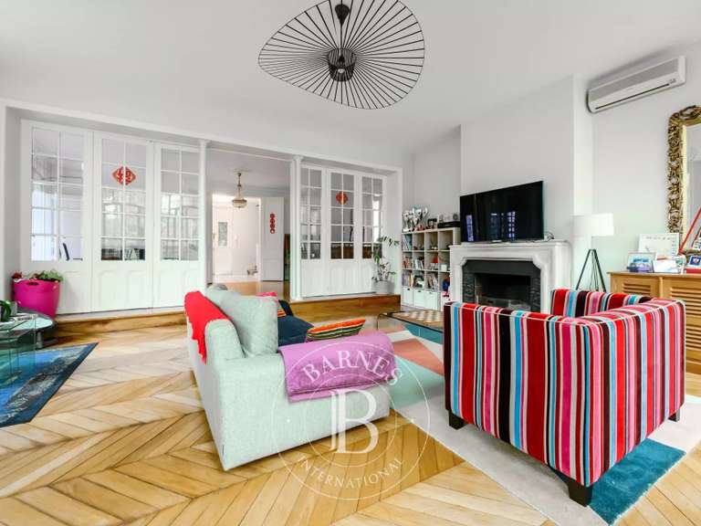 House Le Perreux-sur-Marne - 5 bedrooms - 220m²