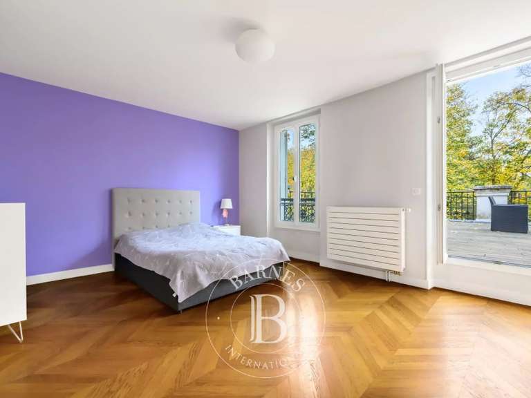 House Le Perreux-sur-Marne - 5 bedrooms - 220m²