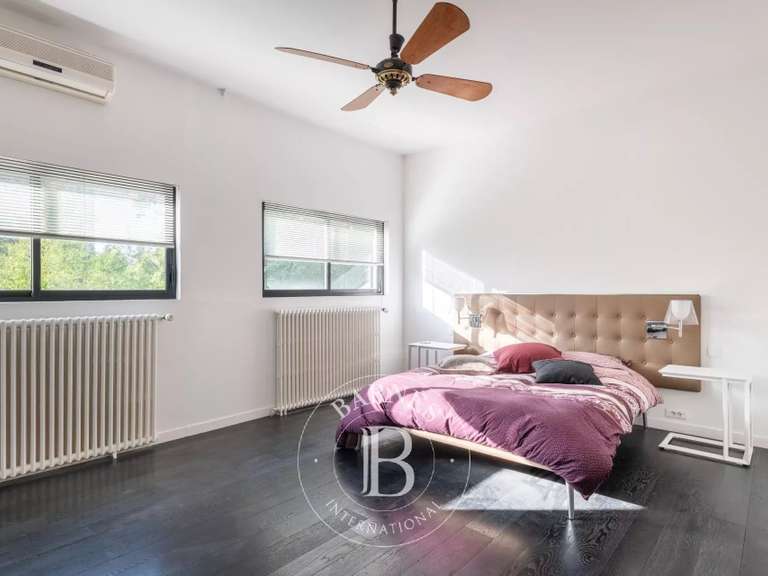 Maison Le Perreux-sur-Marne - 4 chambres - 407m²