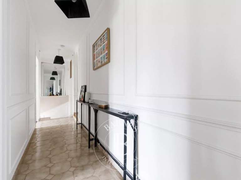 Maison Le Perreux-sur-Marne - 4 chambres - 220m²