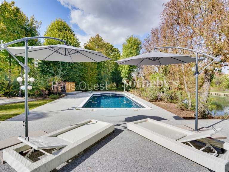 Maison Le Perreux-sur-Marne - 6 chambres - 471m²