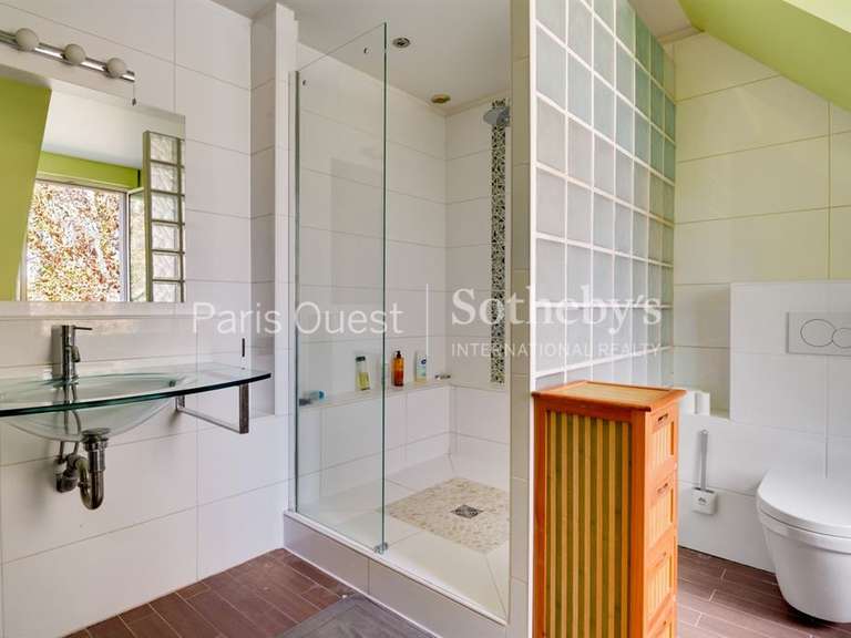 Maison Le Perreux-sur-Marne - 6 chambres - 471m²