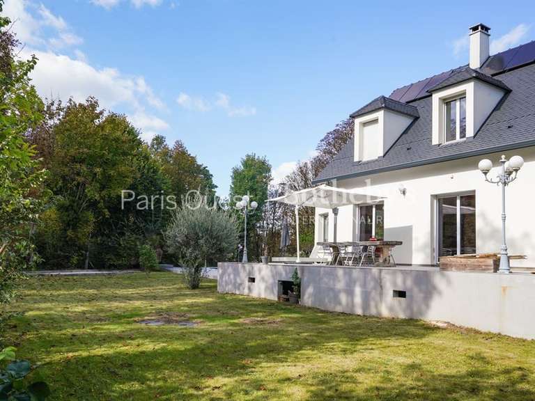 Maison Le Perreux-sur-Marne - 6 chambres - 471m²