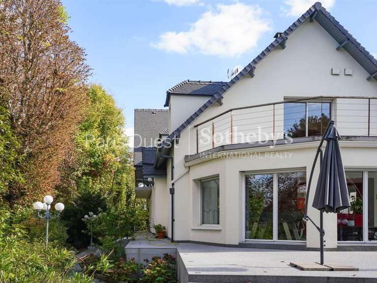 Maison Le Perreux-sur-Marne - 6 chambres - 471m²