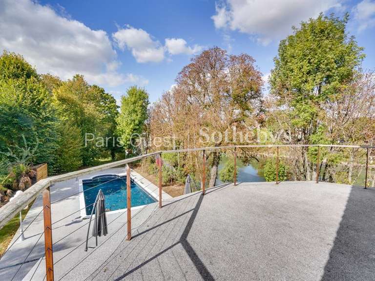 Maison Le Perreux-sur-Marne - 6 chambres - 471m²