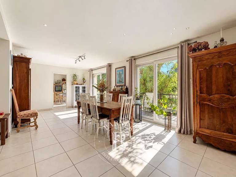 Maison Le Perreux-sur-Marne - 5 chambres - 230m²