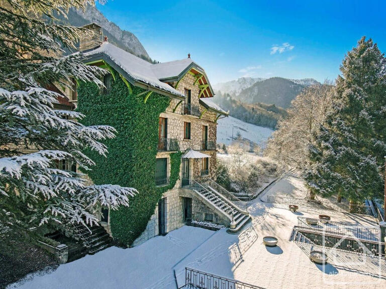 Sale Chalet Le Petit-Bornand-les-Glières - 7 bedrooms