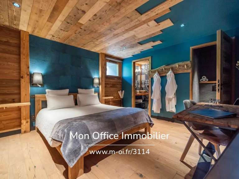 Maison Le Petit-Bornand-les-Glières - 5 chambres - 413m²