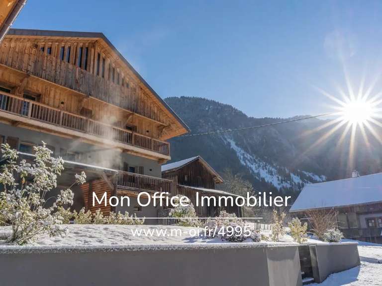 Maison Le Petit-Bornand-les-Glières - 5 chambres - 413m²