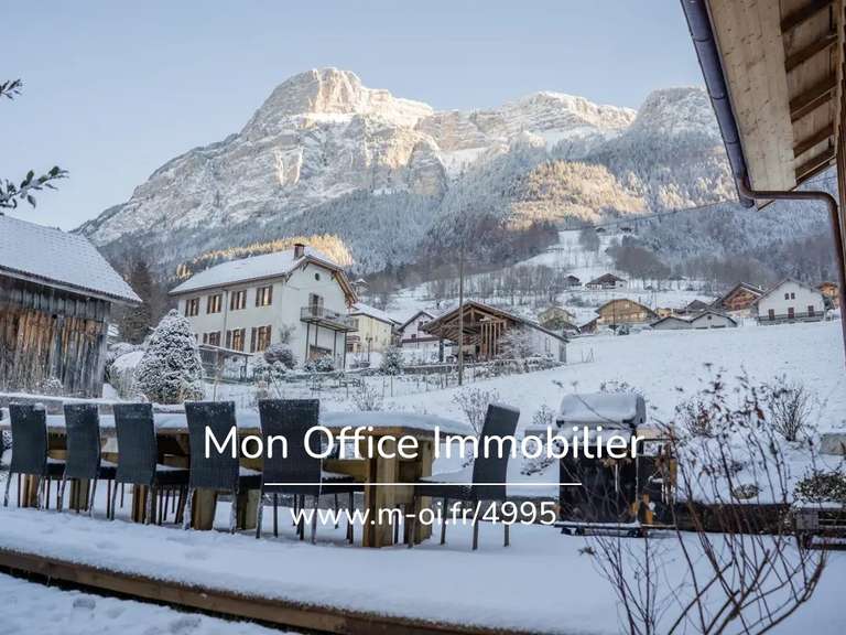 Maison Le Petit-Bornand-les-Glières - 5 chambres - 413m²