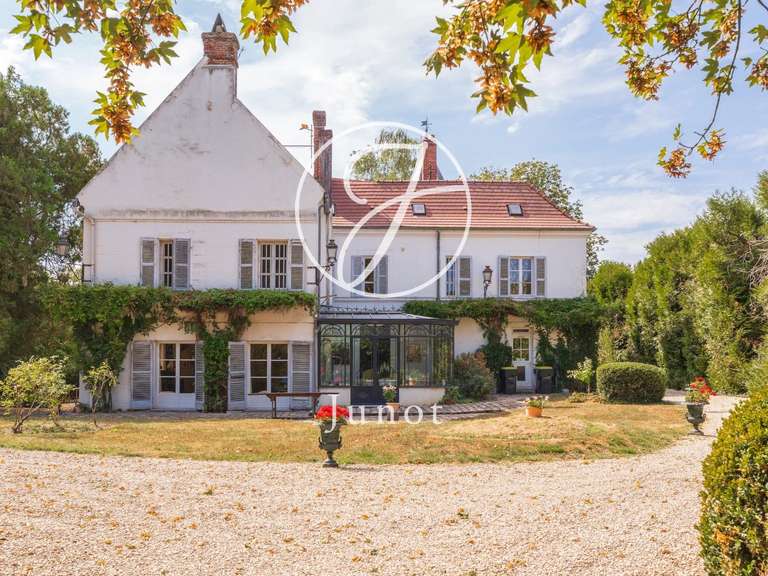 Château Le Plessis-Placy - 6 chambres - 647m²
