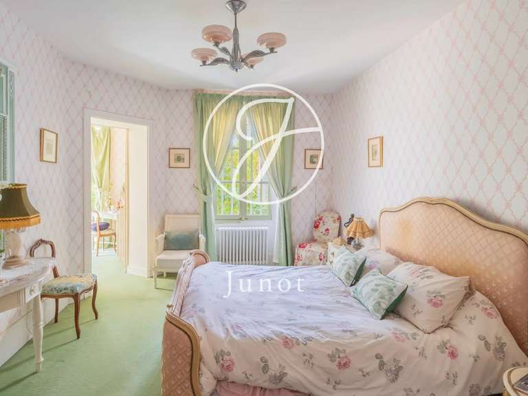 Château Le Plessis-Placy - 6 chambres - 647m²