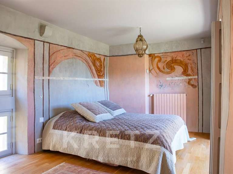 Château Le Poët-Célard - 1350m²