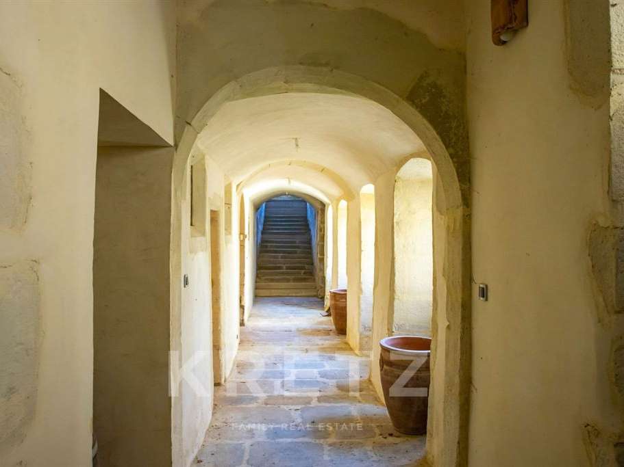 Château Le Poët-Célard