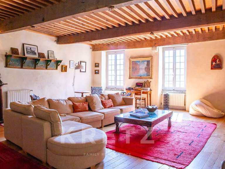 Château Le Poët-Célard - 1350m²