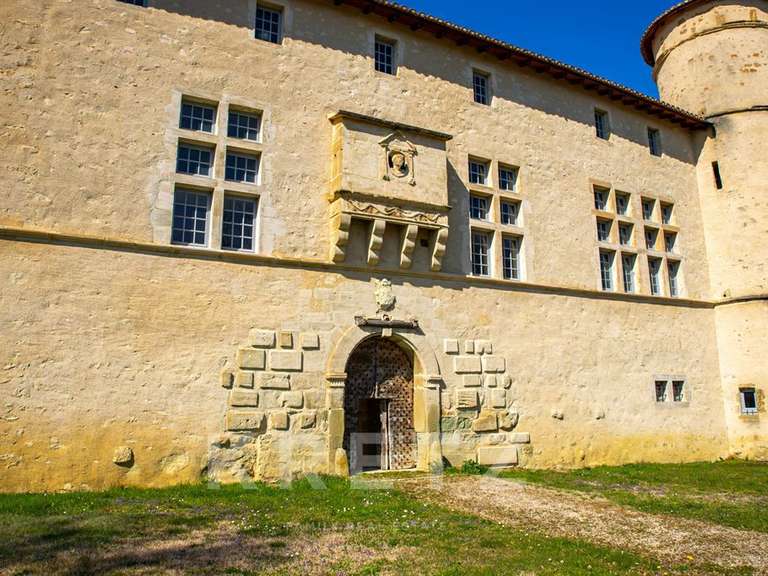 Château Le Poët-Célard - 1350m²