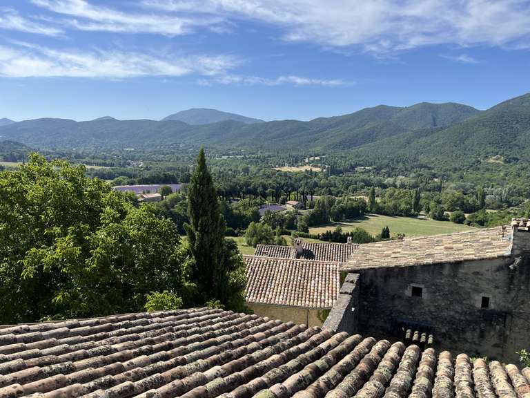 House Le Poët-Laval - 1 bedroom - 450m²